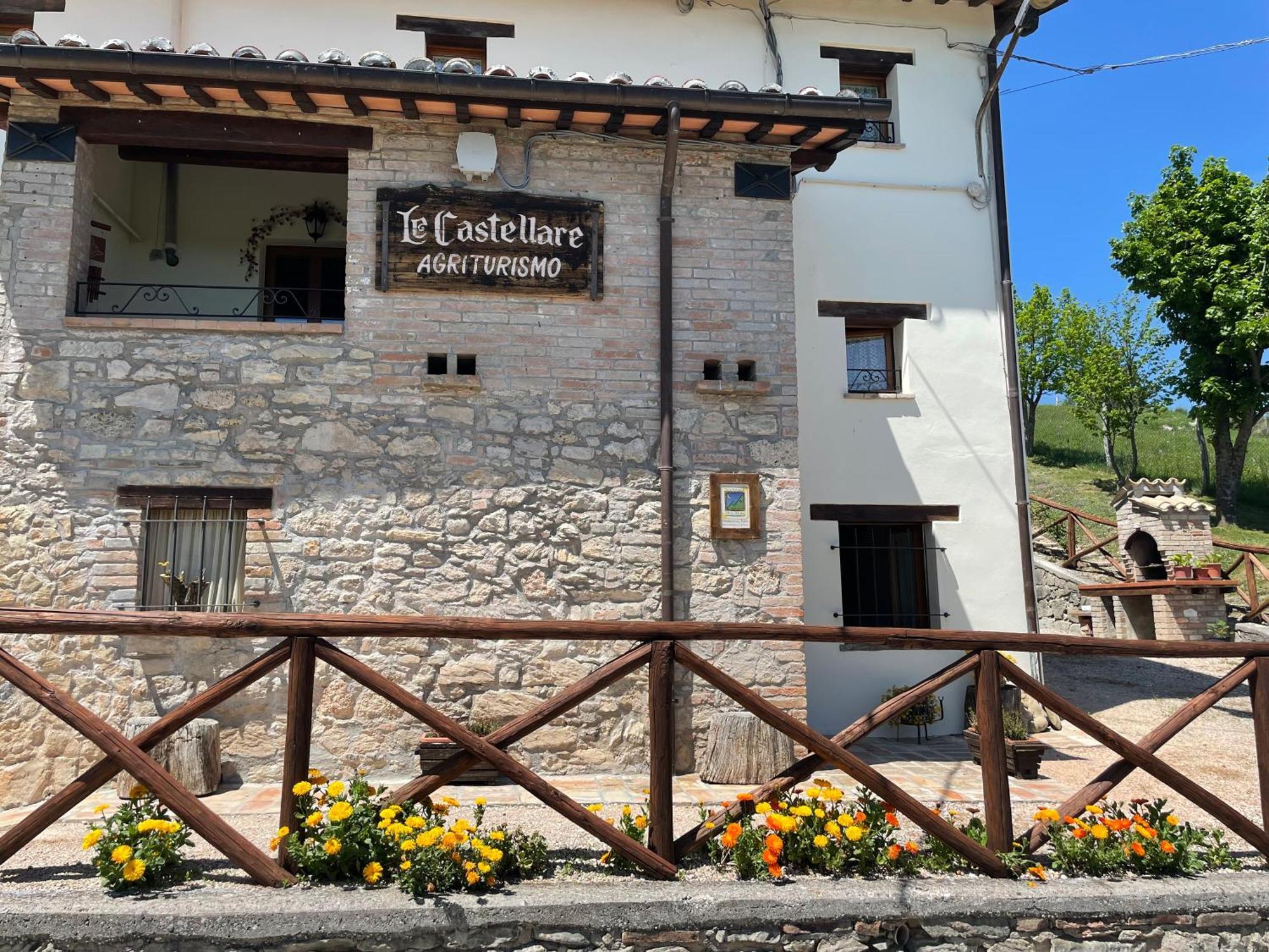 Agriturismo Le Castellare Montemonaco Εξωτερικό φωτογραφία