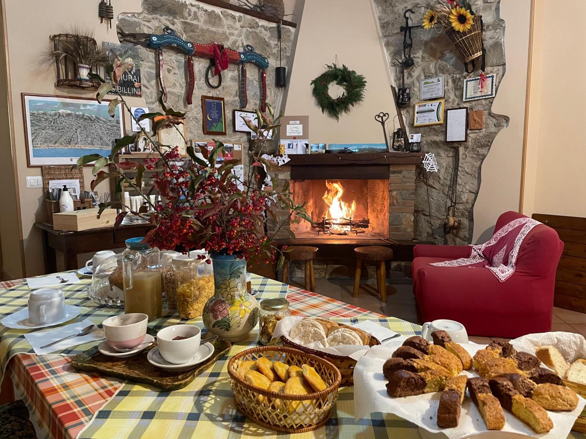 Agriturismo Le Castellare Montemonaco Εξωτερικό φωτογραφία